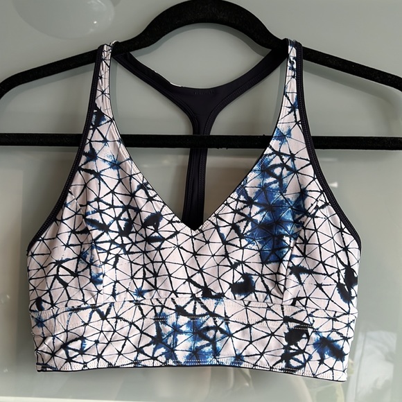 lululemon Reversible Sports Bra in Navy/Print - Picture 4 of 6